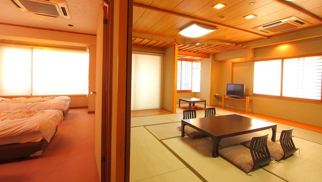 Isawa View Hotel Fuefuki Экстерьер фото